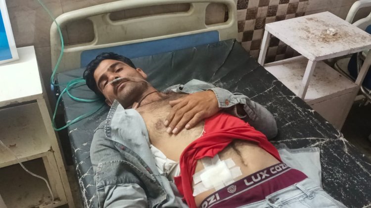 BIG NEWS : नीमच के इस क्षेत्र में चाकूबाजी, एक युवक घायल, सिटी पुलिस जुटी जांच में, क्या है घटना के पीछे की वजह, पढ़े इस खबर में