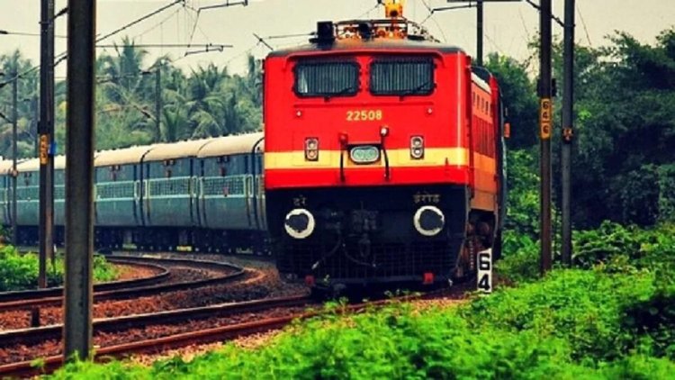 BIG NEWS : नीमच-रतलाम दोहरीकरण कार्य, हर्कियाखाल से मल्हारगढ़ के बीच लिया ब्लॉक, ये ट्रेने हुई निरस्त, उज्जैन-चित्तोड़ और कोटा के यात्री दें ध्यान, पढ़े खबर
