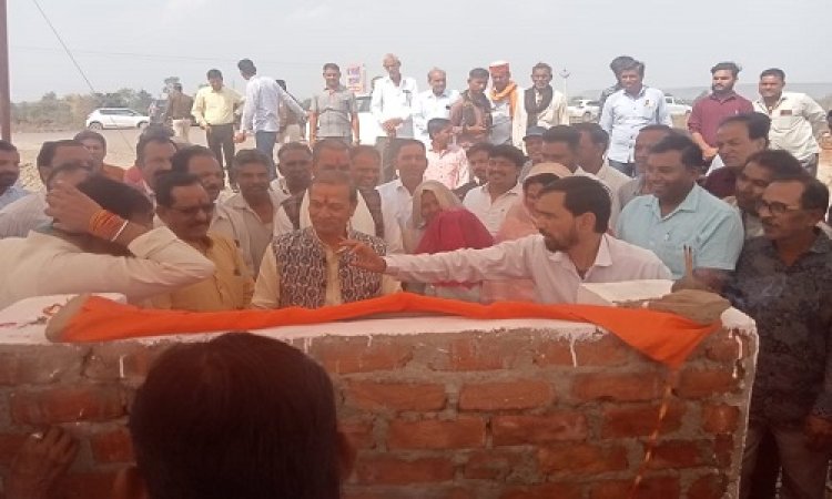 BIG NEWS : रतनगढ़ नगर के रहवासियों को मिली सौगात, चार नवीन सड़कों का हुआ लोकार्पण, कार्यक्रम में पहुंचे विधायक सखलेचा, कार्यकर्ताओं को किया संबोधित, पढ़े खबर