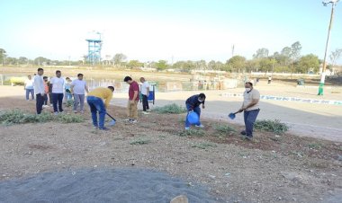 NEWS : स्वच्छता सर्वेक्षण 2024, रामतलाई पर चला साफ-सफाई का दौर, भारत विकास परिषद ने किया श्रमदान, क्या दिल्ली से सर्वे टीम भी पहुंची मनासा, पढ़े खबर
