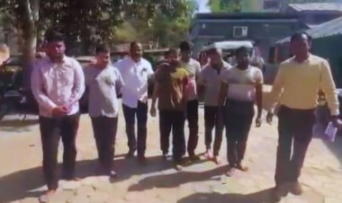 BIG NEWS : बंद कमरे में अवैध कारोबार, सूचना पर क्राइम ब्रांच की दबिश, कई युवक गिरफ्तार, लेपटॉप और मोबाइल सहित ये सामग्री जप्त, एमपी के इस शहर में ऑनलाइन सट्टे का भंडाफोड़, पढ़े खबर