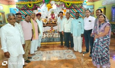 NEWS : श्री नवग्रह शनि मंदिर का स्थापना दिवस मनाया, ग्राम बरूखेडा में निकाली भव्य शोभायात्रा, शामिल हुए सैकड़ों भक्त, महाआरती एवं भजन संध्या का भी आयोजन, पढ़े खबर