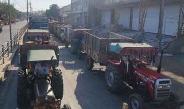 NEWS : दो दिनों बाद खुली मनासा मंडी, किसान लेकर आएं उपज, तो वाहनों की लगी लंबी कतार, क्या बन गई जाम की स्थिति, पढ़े खबर