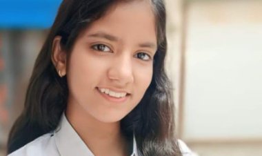 NEWS : मनासा की कुमकुम की बड़ी उपलब्धि,क्लास में सबको पीछे छोड़ बनी टॉपर,शिक्षकों सहित परिजनों ने दी बधाई,पढ़े ये खबर