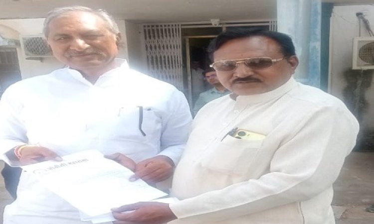 NEWS : ओबीसी महासभा अध्यक्ष ने की राज्यसभा सांसद गुर्जर से मुलाकात, परिवहन मंत्री के नाम सौंपा ज्ञापन, कमर्शियल वाहनो के टेक्स को लेकर की बड़ी मांग, पढ़े खबर
