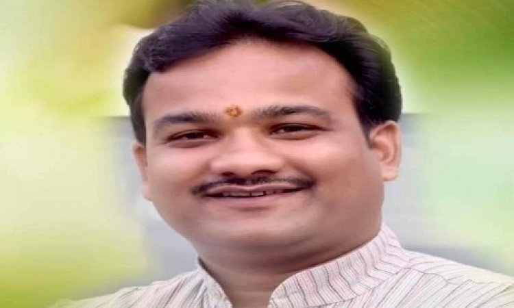 BIG NEWS : केबिनेट मंत्री प्रहलाद पटेल का बयान, और प्रदेश कांग्रेस सचिव का पलटवार, जनता की उम्मीदों और उनके मत का घोर अपमान, गरमाई एमपी की राजनीति, पढ़े खबर