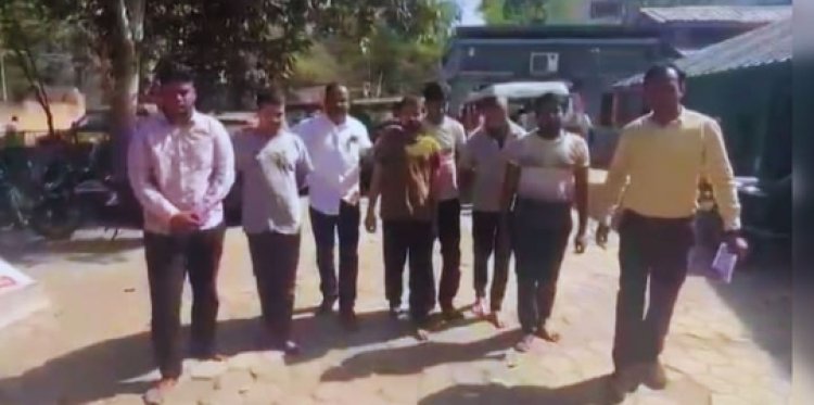 BIG NEWS : बंद कमरे में अवैध कारोबार, सूचना पर क्राइम ब्रांच की दबिश, कई युवक गिरफ्तार, लेपटॉप और मोबाइल सहित ये सामग्री जप्त, एमपी के इस शहर में ऑनलाइन सट्टे का भंडाफोड़, पढ़े खबर