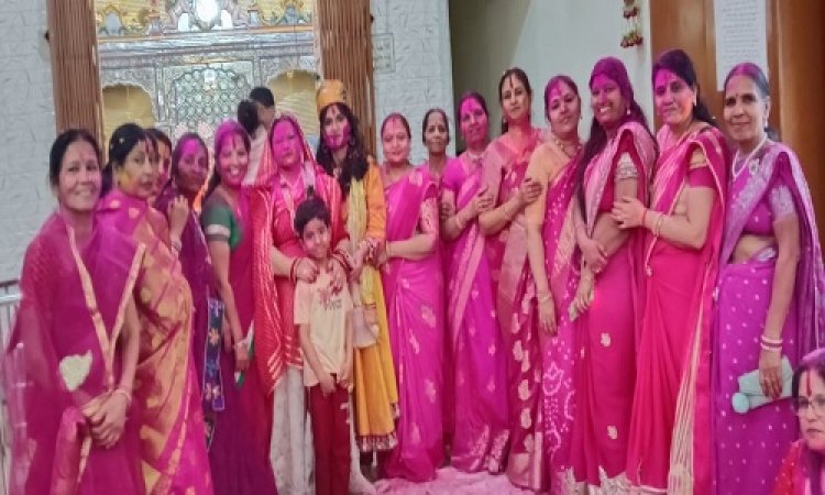 NEWS : नीमच के नरसिंह मंदिर में फाग उत्सव की धूम, महिलाओं ने उड़ाएं रंग-गुलाल, खेली फूलों की होली, पढ़े खबर