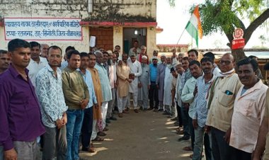 NEWS : रेलवे के सर्वे में रतनगढ़ को जोड़ने, लाईन की स्वीकृति और तहसील का दर्जा दिलाने की मांग, संघर्ष समिति, सर्वदलिय नेताओं सहित इन्होंने सौंपा ज्ञापन, पढ़े खबर