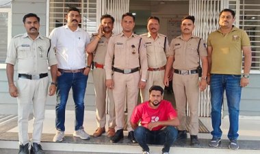 BIG NEWS : चौथखेड़ा फंटे से नीमच आता युवक, सूचना पर सिटी पुलिस ने घेरा, और ली तलाशी, फिर बघाना के जुबेर के पास मिला अवैध नशा, आरोपी गिरफ्तार, बड़ी मात्रा में एमडी भी जप्त, पढ़े खबर