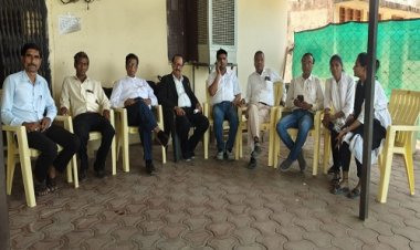 NEWS : जिला अभिभाषक संघ की मांग, और धरना प्रदर्शन, आज समर्थन में उतरा रामपुरा संघ, कुछ यूं किया विरोध प्रदर्शन, पढ़े खबर