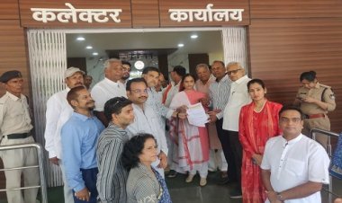 NEWS : सिंगोली में जैन मुनियों पर हमला, वैश्य महासम्मेलन ने किया विरोध, पदाधिकारी पहुंचे कलेक्टर कार्यालय, सौंपा ज्ञापन, पढ़े खबर