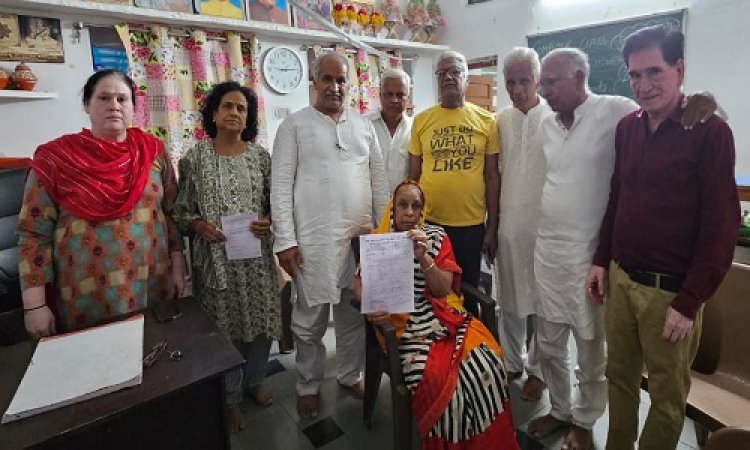 BIG NEWS : शरीर का मोह त्याग जनकल्याण की दिशा में बड़ा कदम, कांतादेवी कोठीफोड़ा ने लिया देहदान का संकल्प, भरा घोषणा पत्र, अखिल विश्व णमोकार प्रेम मंडल बना माध्यम, पढ़े खबर