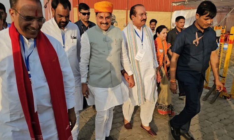 BIG BREAKING : एमपी के CM डॉक्टर मोहन यादव पहुंचे नीमच, सांसद और विधायक सहित इन्होंने किया भव्य स्वागत, पढ़े खबर