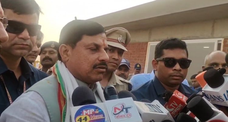 BIG BREAKING : सीएम डॉक्टर मोहन यादव हेलीपैड पर मीडिया से हुए रूबरू, नीमच-मंदसौर जिले के लिए कहीं ये बड़ी बात, फिर कहां हुए रवाना, पढ़े खबर