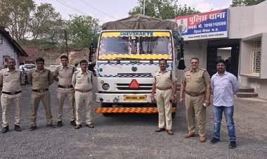 BIG NEWS : लावारिस खड़े ट्रक में नशे की बड़ी खैप, गश्त के दौरान मनासा पुलिस ने किया जप्त, अब तस्करों की तलाश शुरू, क्या है पूरा मामला...! पढ़े खबर