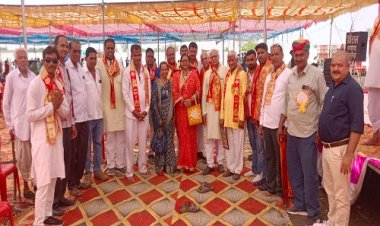 NEWS : भादवामाता में तेली समाज का सामूहिक विवाह सम्मेलन संपन्न, वर-वधु ने थामा एक दूसरे का हाथ, लिए साथ फेरे, नए हमसफर के साथ हुई जिंदगी की शुरुआत, पढ़े खबर