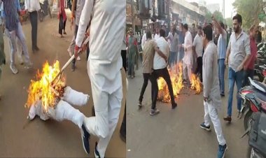 BIG NEWS : नीमच में कांग्रेस ने फूंका उप मुख्यमंत्री का पुतला, पुलिस और कार्यकर्ताओं के बीच झूमा-झटकी, तो फायर फाइटर की कोशिश भी नाकाम, जगदीश देवड़ा के बयान के बाद गरमाई राजनीति, पढ़े खबर