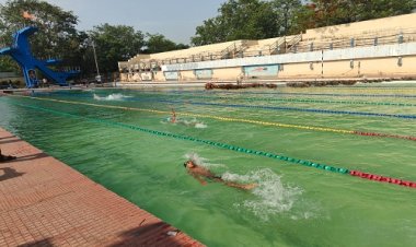 NEWS : नगर पालिका के स्वीमिंगपूल में जिला स्तरीय प्रतियोगिता संपन्न, खिलाड़ियों ने दिखाई प्रतिभा, जिला तैराकी संघ का कुछ यूं मिल सहयोग, पढ़े खबर
