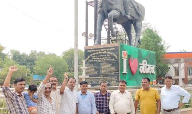 NEWS: महाराणा प्रताप जयंती पर सुभाष शाखा द्वारा प्रतिमा का माल्यार्पण कर लगाये जय घोष के नारे,किया बलिदान को याद, पढ़े खबर