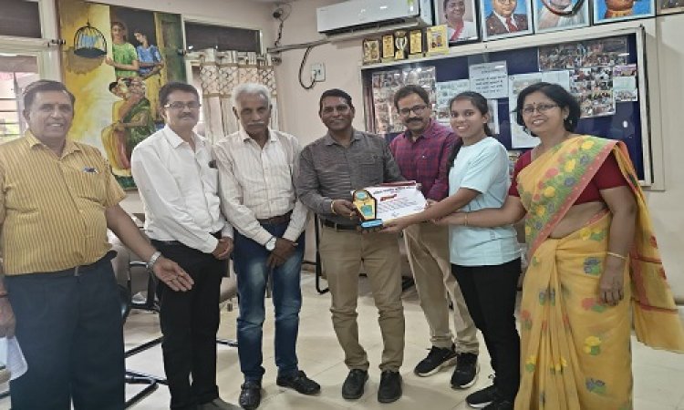 NEWS : जाजू कन्या महाविद्यालय में निबंध व कहानी प्रतियोगिता संपन्न, आज विजेताओं को किए पुरस्कार वितरित, इन्होंने प्रथम और द्वितीय स्थान किया प्राप्त, पढ़े खबर