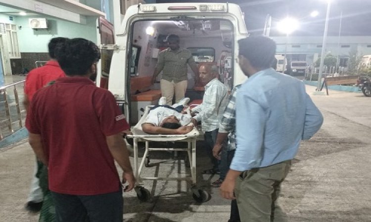 BIG NEWS : मनासा-रामपुरा रोड़ पर हादसा, इस वाहन ने युवक को मारी टक्कर, तो हालत हो गई गंभीर, फिर एम्बुलेंस से पहुंचाया अस्पताल, उपचार जारी, तो पुलिस भी जुटी जांच में, पढ़े खबर