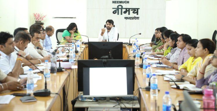 BIG NEWS : सभाकक्ष में राजस्‍व अधिकारियों की बैठक, कलेक्टर हिमांशु चंद्रा ने शासकीय देव स्‍थानों की जमीन का सर्वे करने के दिए निर्देश, तो जल्द होगा इन प्रकरणों का निराकरण, पढ़े खबर