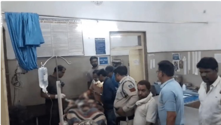 OMG ! बचा लो, पानी डाल दो… पहले शिक्षक से लुटे लाखों रूपए, फिर पेट्रोल डालकर जिंदा जलाया, दर्दनाक मौत, देखने वालों के खड़े हो गए रौंगटे, पुलिस जुटी जांच में, पढ़े खबर