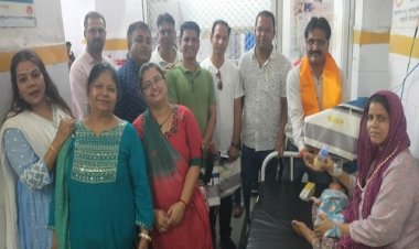 NEWS : आराध्या वेलफेयर सोसाइटी ने किया ये पुनीत कार्य, तो माताओं के चेहरों पर दिखी खुशी, संयोजिका मीनू लालवानी ने कहां- आसमान में चिंडीयो की चहक और घर में बेटियों की महक अनमोल, पढ़े खबर