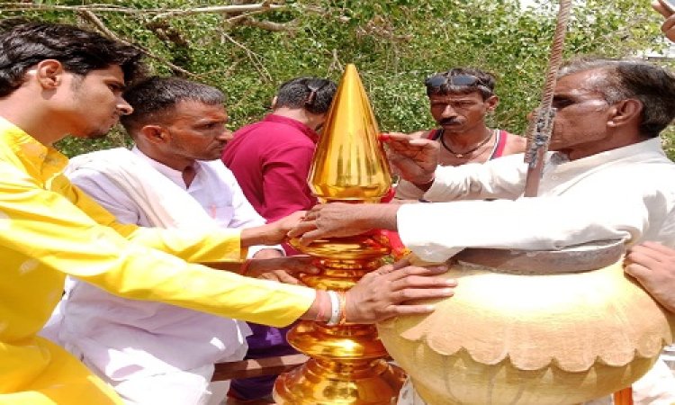 NEWS : दड़ौली के खेड़ापति बालाजी मंदिर पर हुई कलश स्थापना, नौ दिनों तक हुए धार्मिक आयोजन, इन्होंने लगाई सर्वाधिक बोली, पढ़े खबर