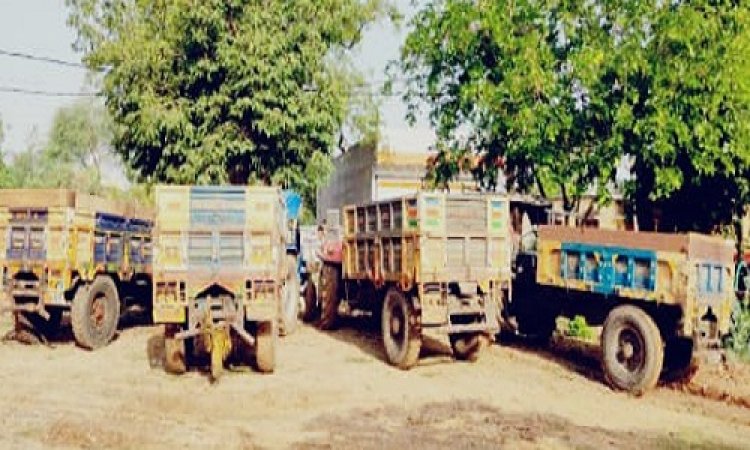 BIG NEWS : गांधी सागर डूब क्षेत्र में खनिज विभाग की बड़ी कार्यवाही, अवैध उत्खनन करते पांच ट्रैक्टर ट्राली जप्त, जांच शुरू, पढ़े खबर