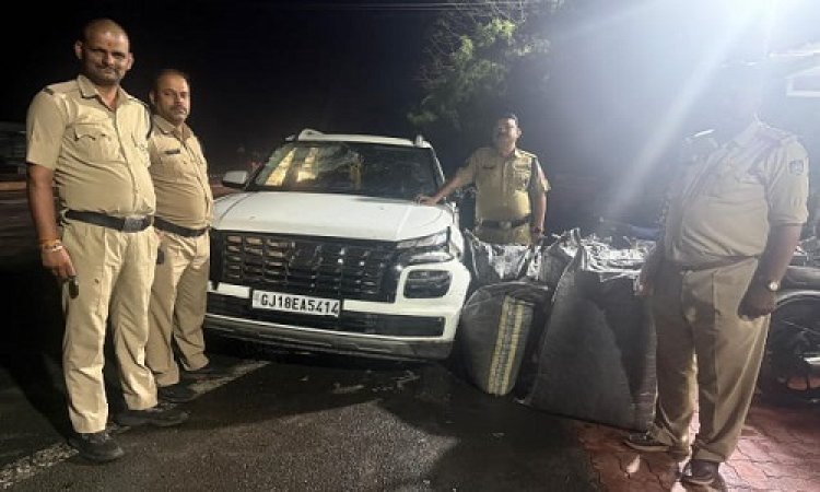 BIG NEWS : नाकाबंदी तोड़कर भागा तस्कर, तो खाकी ने पीछा कर पकड़ा, फिर लक्जरी कार से नशे की खैप जप्त, राजस्थान का आरोपी सोहनलाल भी गिरफ्तार, जीरन पुलिस की ये बड़ी कार्यवाही, पढ़े खबर