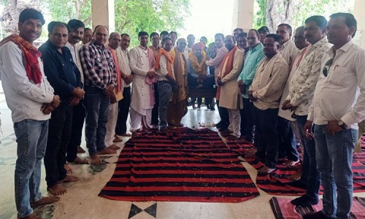 NEWS : वैष्णव बैरागी समाज निस्वार्थ सेवा संस्थान की जिला कार्यकारिणी का गठन, नरेंद्र रामावत नीमच जिलाध्यक्ष नियुक्त, तो इन्हें भी मिली बड़ी जिम्मेदारी, पढ़े खबर