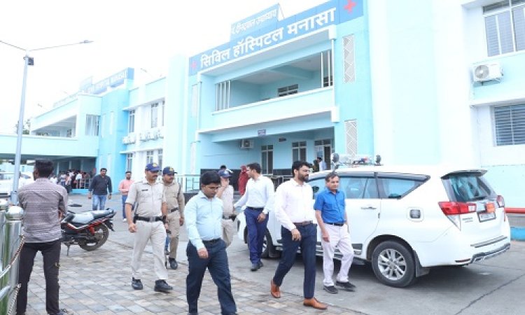 NEWS : जिला कलेक्टर ने किया मनासा शासकीय अस्पताल का निरिक्षण, उपलब्ध उपचार सुविधाओं का लिया जायजा, फिर इन मरीजों को वितरित किए फुट बास्केट, पढ़े खबर