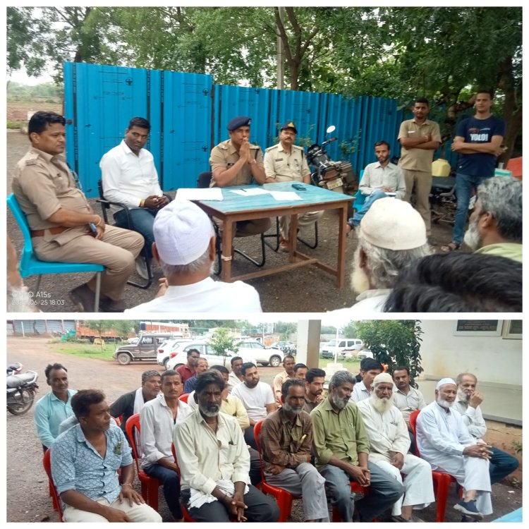 NEWS : आ रहा आगामी पर्व मुहर्रम,कैसे साम्प्रदायिक सौहार्द के बिच मनाया जाये,पुलिस का बड़ा टॉस्क,सरवानिया महाराज चौकी पर शांति समिति की बैठक हुई संपन्न,कई बातो पर हुई चर्चा,ये था खास,पढ़े ये खबर