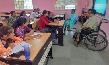 NEWS : जाजू कन्या महाविद्यालय में दीक्षारंभ समारोह का दूसरा दिन, छात्राओं की सक्रिय सहभागिता दिखी, वरिष्ठ प्राध्यापक ने बताई कॉलेज की उपलब्धियां, संकायों एवं विषयों की जानकारी भी दी, पढ़े खबर