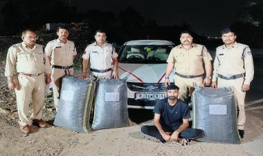 BIG NEWS : रतनगढ़ घाट पर पुलिस की नाकाबंदी, फिर लक्जरी कार को रोका, तलाशी में डोडाचूरा की बड़ी खैप जप्त, राजस्थान का प्रकाश भी गिरफ्तार, पढ़े खबर