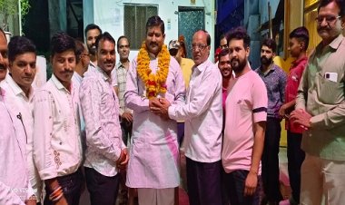 NEWS : गुजरात राज्य संस्कृत बोर्ड के अध्यक्ष पहुंचे गृह क्षेत्र जीरन, पुष्पमालाओं से इन्होंने किया स्वागत, स्थानीय लोगों और शुभचिंतकों से क्या बोले पालीवाल, पढ़े इस खबर में