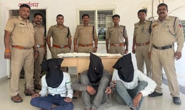 BIG NEWS : मंदसौर पुलिस की बड़ी कार्यवाही, दबिश में हथियार बंद कंजर गिरफ्तार, 12 बोर बंदक, जिंदा कारतूस, जहरीली कच्ची शराब और बाइक जप्त, पूछताछ में आधा दर्जन चोरियों का खुलासा, पढ़े खबर