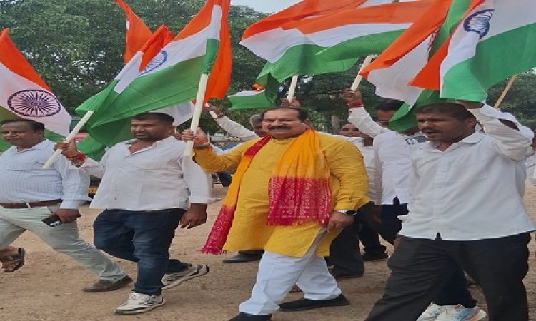 NEWS : स्वतंत्रता दिवस, भाजपा दक्षिण मंडल ने निकाली भव्य तिरंगा यात्रा, जीरन नगर में गूंजा भारत माता की जय, पढ़े खबर