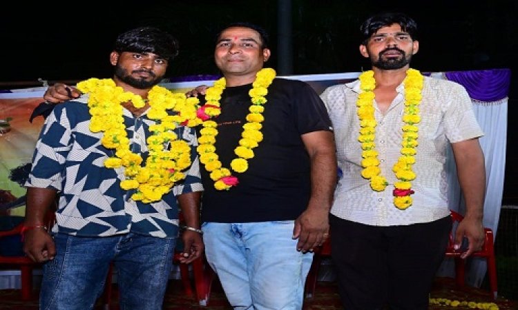 NEWS : मनासा में मटकी फोड़ प्रतियोगिता का सफल आयोजन, विजेताओं को मिला नगर पुरस्कार, कार्यक्रम में इनका किया सम्मान, पढ़े खबर