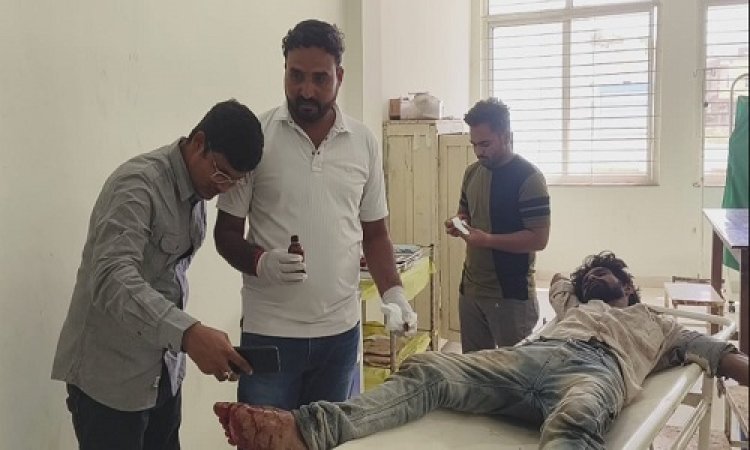 BIG NEWS : अज्ञात वाहन ने बाइक सवारों को मारी टक्कर, फिर मौके से हुआ फरार, एक युवक गंभीर हालत में जिला अस्पताल रैफर, घटना मनासा थाना क्षेत्र की, पुलिस जुटी जांच में, पढ़े खबर