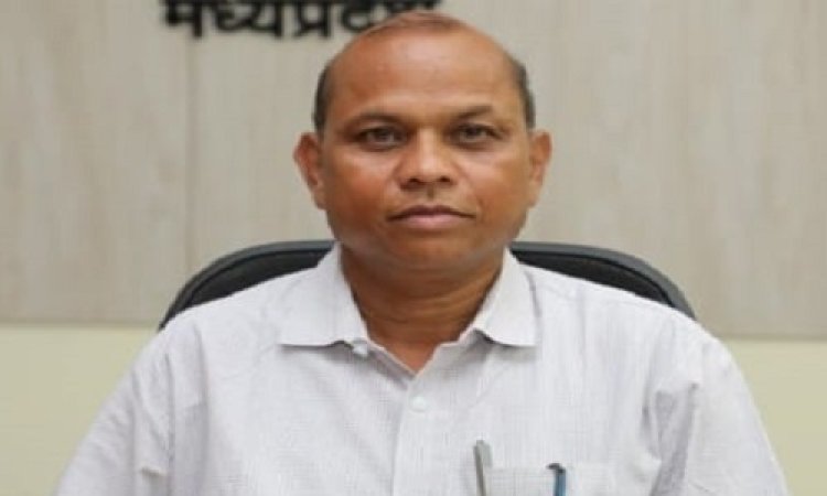 NEWS : जिले के नवागत अपर कलेक्टर बी.एस. कलेश पहुंचे नीमच, किया पदभार ग्रहण, पढ़े खबर