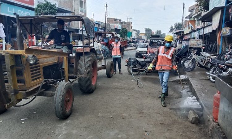 NEWS : पिपलियामंडी में कीटनाशक दवा छिड़काव, मलेरिया और डेंगू जैसी बीमारियों से बचाव के प्रयास, नगर परिषद ने छेड़ा अभियान, कुछ यूं हुई शुरुआत, पढ़े खबर