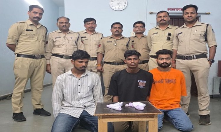 BIG NEWS : लक्जरी कार में युवक, और हथियार भी इनके साथ, सूचना मिलते ही हरकत में आई नयागांव पुलिस, फिर नाकाबंदी में धाराएं सुरज, अंकुश और सुनिल, देशी पिस्टल और जिन्दा कारतूस भी जप्त, पढ़े खबर
