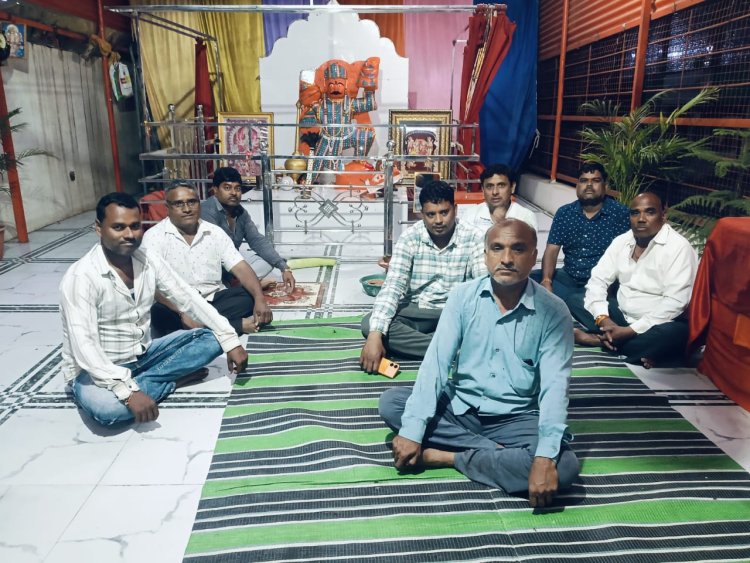 NEWS : श्री तुरंत बालाजी मंदिर पिपलियामंडी की नई सर्व समिति का गठन,अध्यक्ष पद पर मदनलाल हारोड़ नियुक्त,तो बाकि टीम में ये किये गए शामिल,पढ़े ये खबर