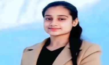 WOW ! मनासा क्षेत्र की बेटी टीना के हौसलों ने भरी उड़ान, इस कक्षा में प्राप्त किया पहला स्थान, तो उपहार स्वरुप मिली स्कूटी और लेपटॉप, इन्हें दिया अपनी सफलता का श्रेय, पढ़े खबर