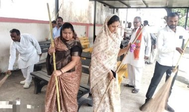 NEWS : प्रधानमंत्री नरेंद्र मोदी का जन्मदिवस, पिपलियामंडी में सेवा पखवाड़ा, चलाया स्वच्छता अभियान, जनप्रतिनिधियों सहित ये रहें मौजूद, पढ़े खबर