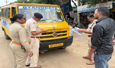 BIG NEWS : शराब पीकर वाहन चलाने और नियमों का उल्लंघन करने वालों पर कसा शिकंजा, नीमच में यातायात पुलिस ने की ताबड़तोड़ कार्यवाही, चालान बनाकर वसूल की 55 हजार की राशि, पढ़े खबर