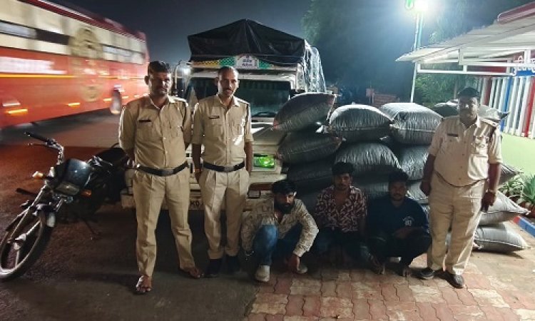 BIG NEWS : आगे-आगे पायलेटिंग करते बाइक सवार युवक, और पीछे चल रही नशे से भरी पिकअप, सूचना मिलते ही हर्कियाखाल फंटे पर पुलिस ने घेरा, फिर डोडाचूरा की बड़ी खेप जप्त, मंदसौर जिले के तीन आरोपी भी गिरफ्तार, पढ़े खबर